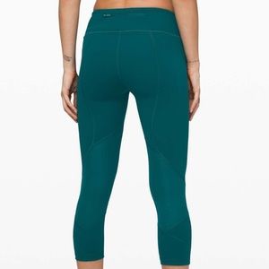 Lululemon emerald pace rival rival crop full-on luxtreme 22” size 6